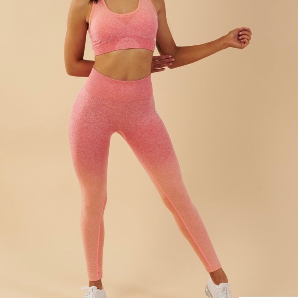 GYMSHARK-coral ombré seamless! Size small